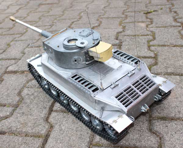 TamToys 1/16 ポルシェ・タイガーI フルメタルキット（PORSCHE TIGER I