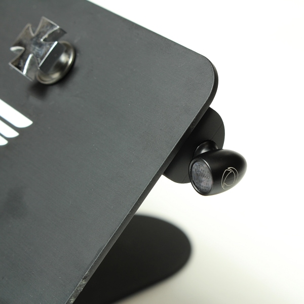 アトー ダーク LEDウインカー （1個） | 全商品 | ジーザックドットコム