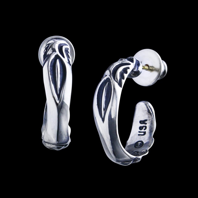 カーヴド シルク フープ イヤリング | メイティングフライト