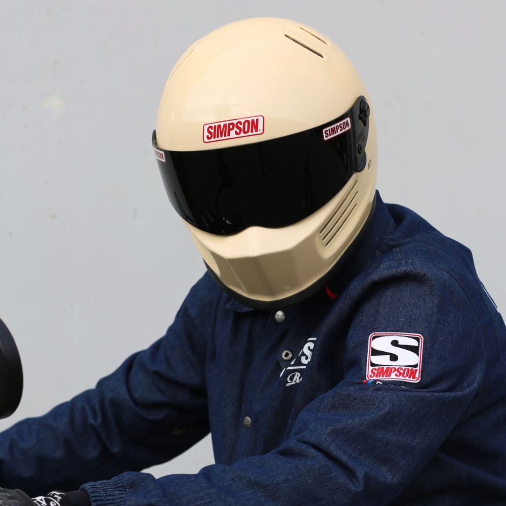 シールド 共通 スモーク | SIMPSONヘルメット公認オンラインストア