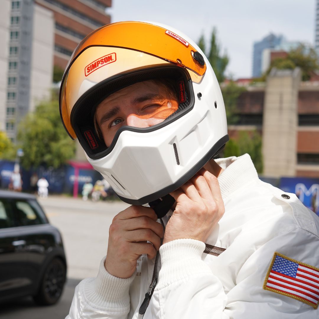 SIMPSON SB15 ホワイト | SIMPSONヘルメット公認オンラインストア