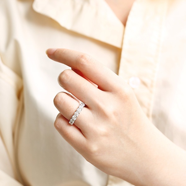 ダイヤモンド ハーフエタニティ リング 2.109ct(Total)/9石 D IF 3EX