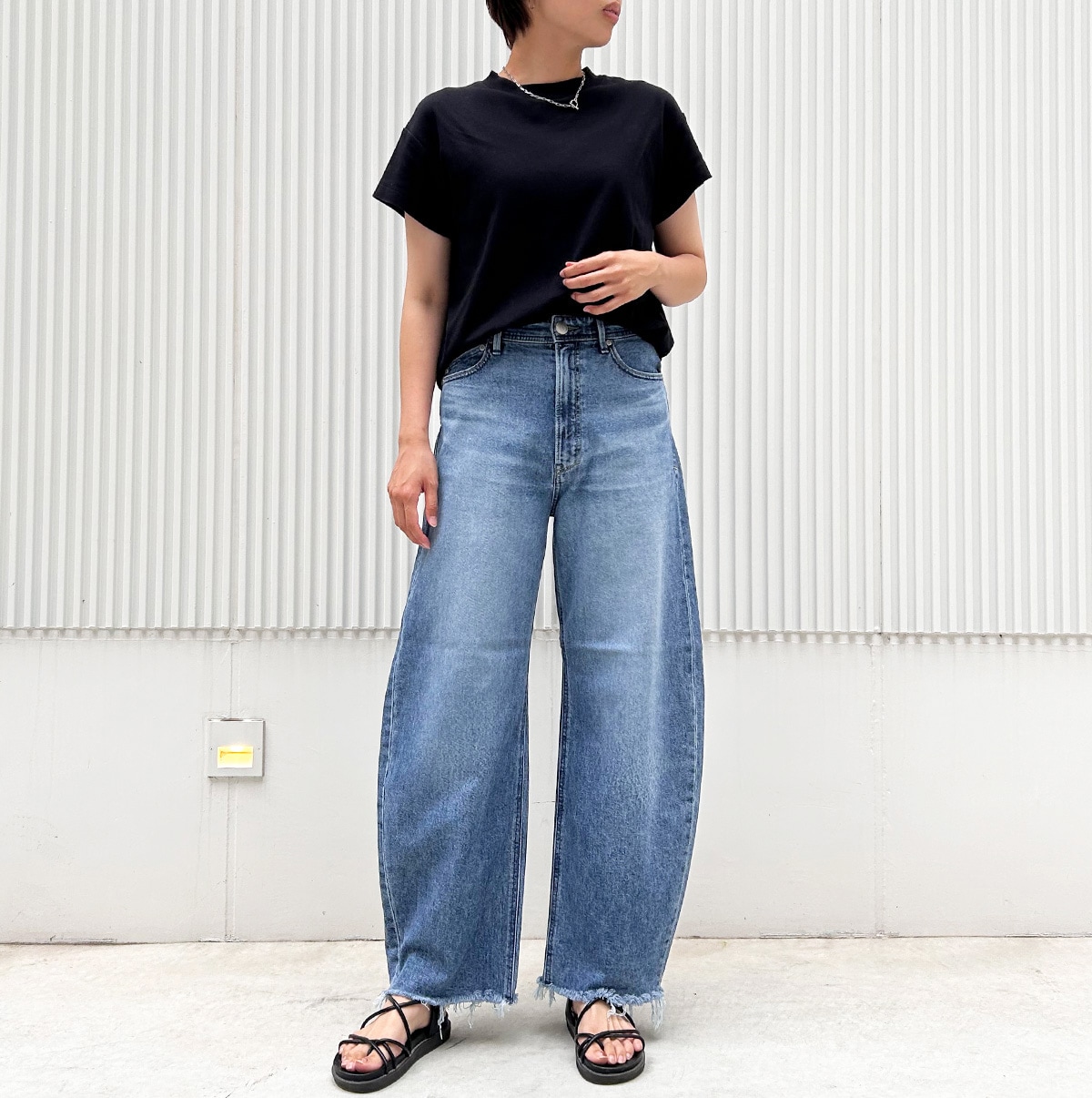 YANUK ヤヌーク】カーブテーパード 