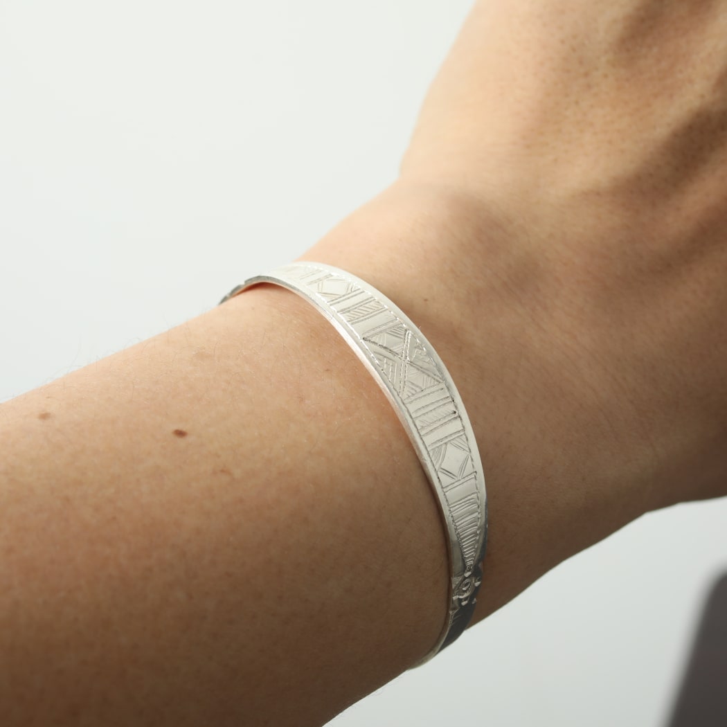 トゥアレグ シルバー ジュエリー TOUAREG SILVER JEWELRY フラット