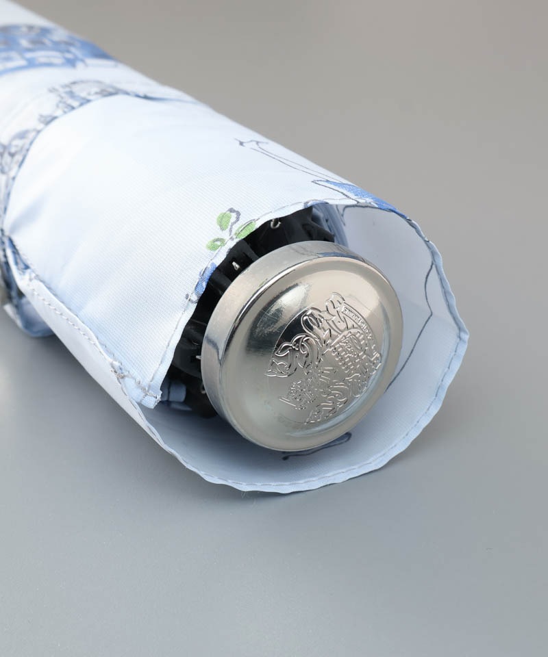 Aquascutum（アクアスキュータム）】ロンドンガールプリント雨傘（大寸