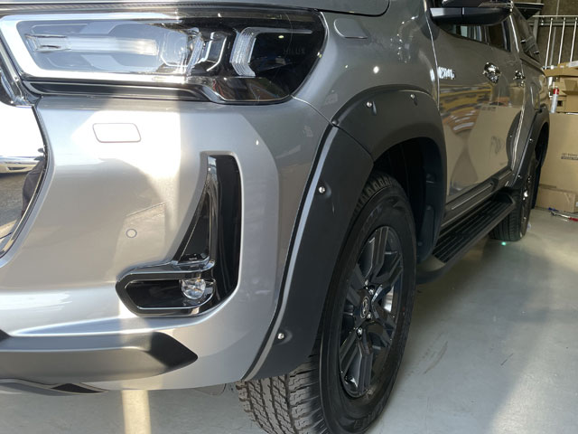 HILUX】オーバーフェンダー | GUN125 ハイラックス | | Axellauto Co.,Ltd.