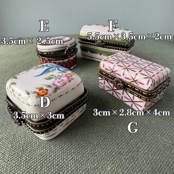 イタリアで買い付けたアンティークの陶器のジュエリーボックスは