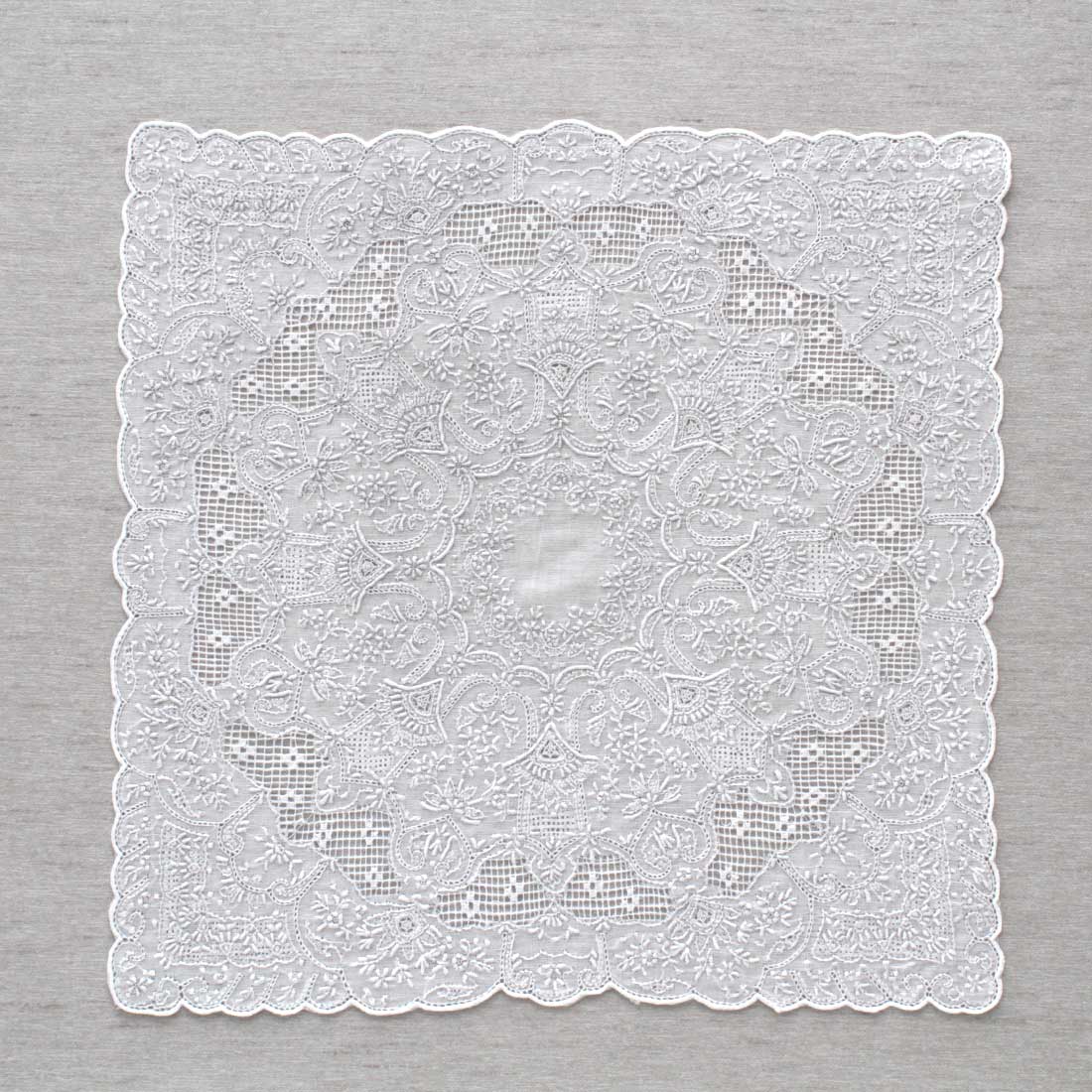 送料無料】汕頭手刺繍 ハンカチ 三峡 | レディース,スワトウ ハンカチ