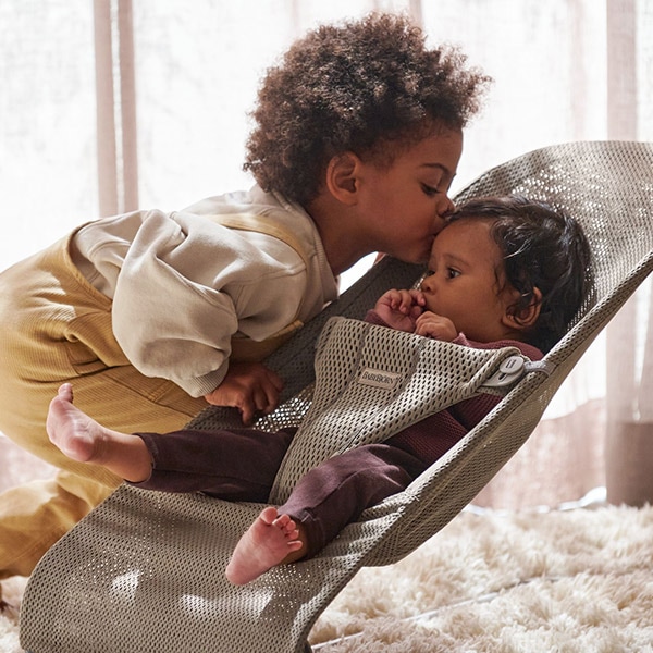 BabyBjorn ベビービョルン バウンサー ブリス Air / グレーベージュ