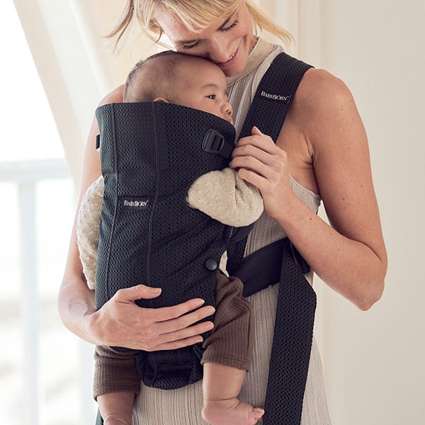 BabyBjorn ベビービョルン ベビーキャリア MINI Air / ブラック