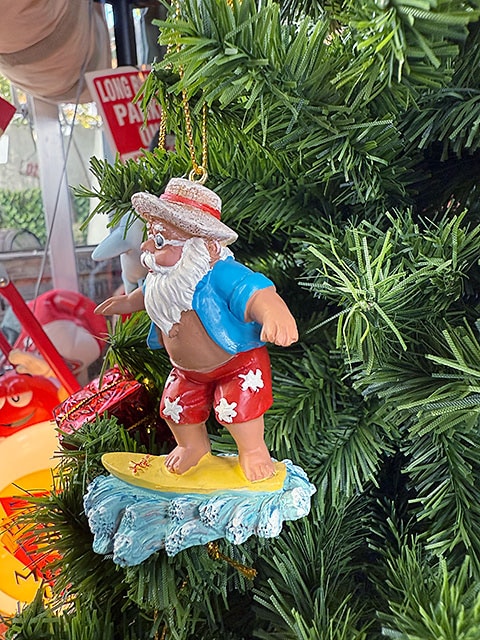 ハワイアン クリスマスオーナメント （サーファーサンタ/水色シャツ