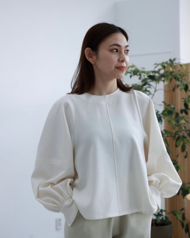 COLOR,WHITE | CAVEZA ROSSO