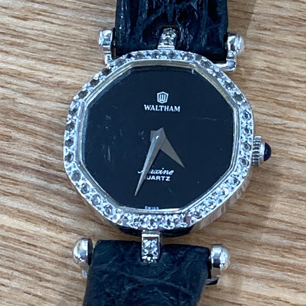中古 WALTHAM ウォルサム Maxine マキシーヌ クオーツ腕時計 電池交換済み