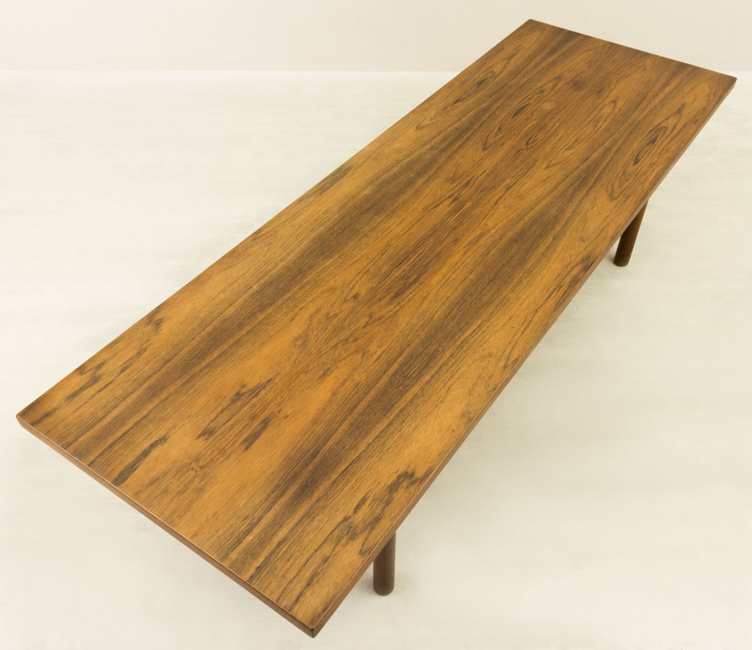 AT12 ローズウッド コーヒーテーブル 北欧家具 通販 CLOVERSKY