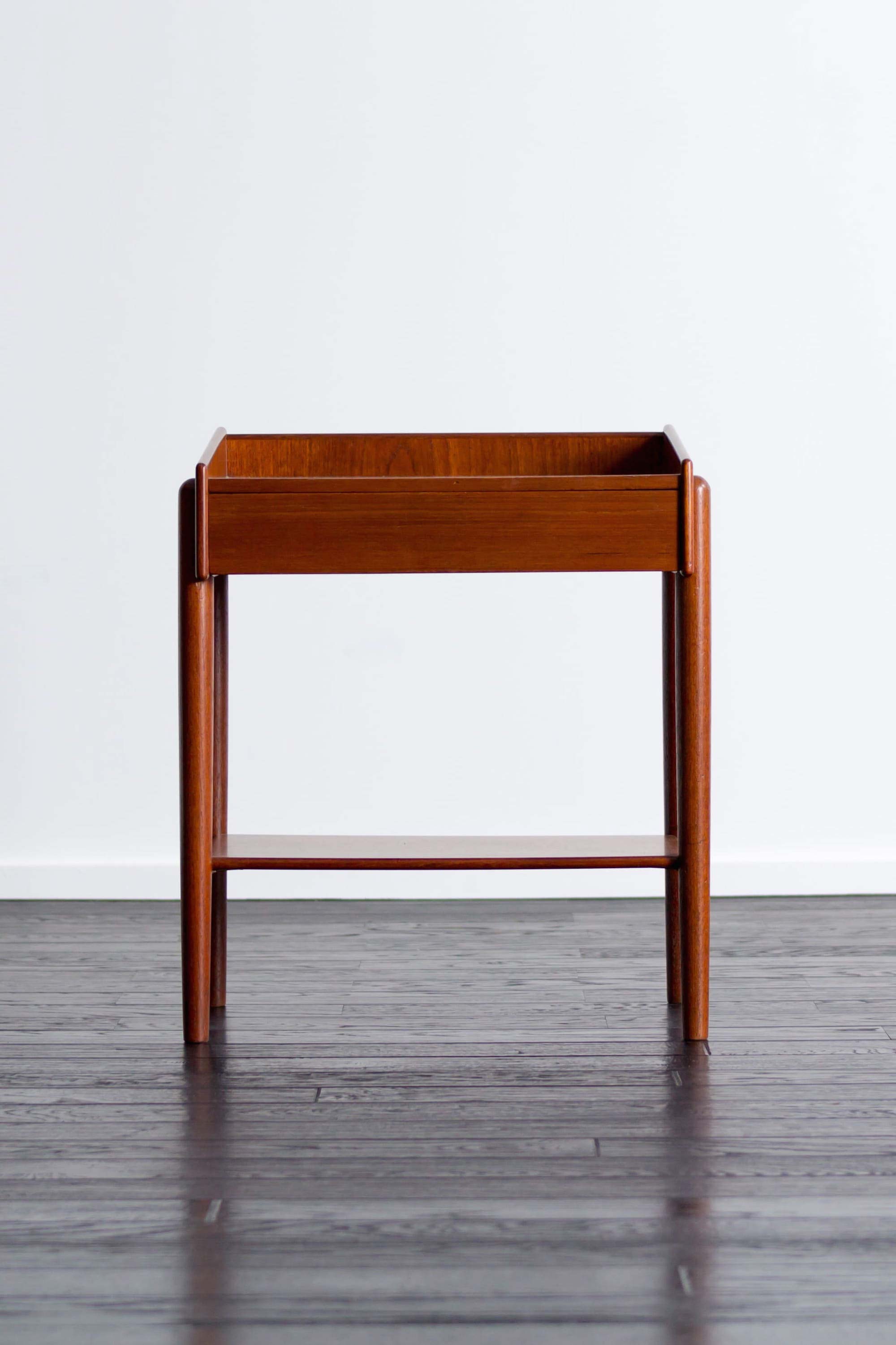 サイドテーブル モーエンセン 北欧ヴィンテージ家具の通販