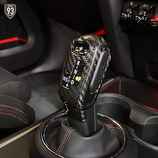 MINI専用リアルカーボン製ギアシフトカバー for F54,F55,F56,F57,F60