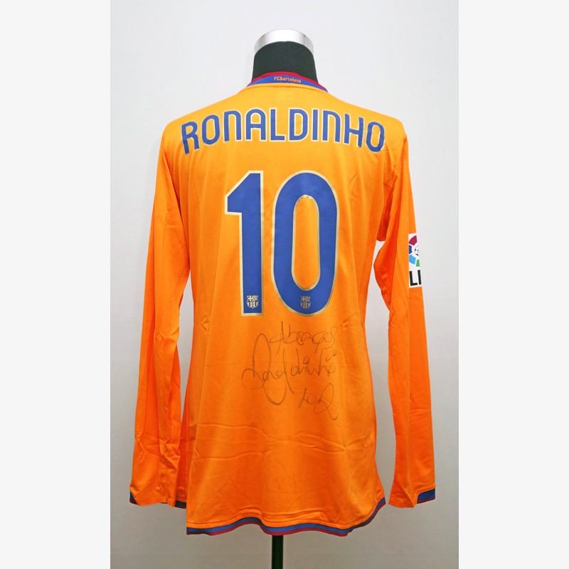 ロナウジーニョ直筆サイン入り選手支給バルセロナ07/08サード