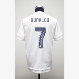 クリスティアーノ・ロナウド直筆サイン入りメモラビリアを販売 - THE