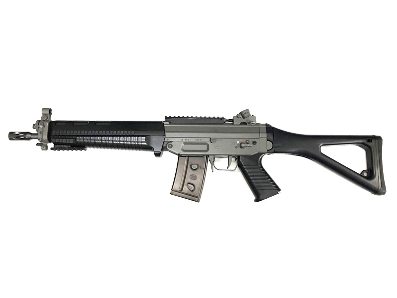 売り切れ【特選中古品】スタンダード電動ガン 東京マルイ SIG SG551
