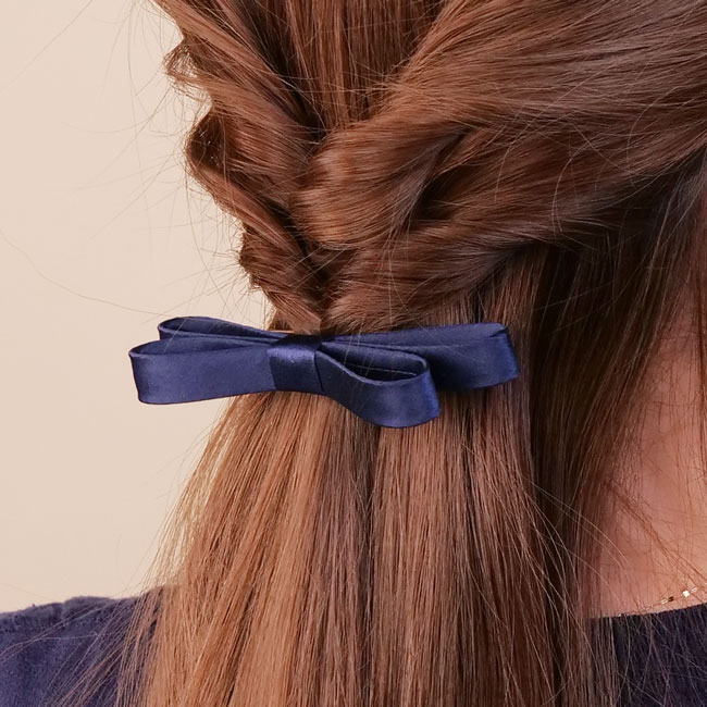 スモール クチュール ボウ バレッタ (ネイビー) | フランスラックス