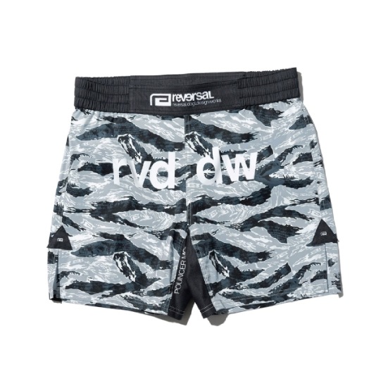 リバーサル reversal POUNCER CAMO FIGHT SHORTS（SHORT LENGTH / NO