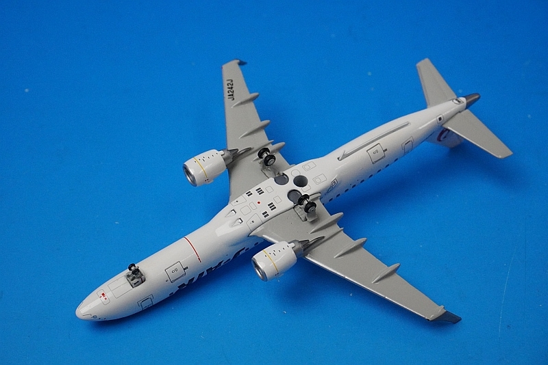 1/400 エンブラエル190 J-AIR ジェイエア JA242J ［XX4708］ JC