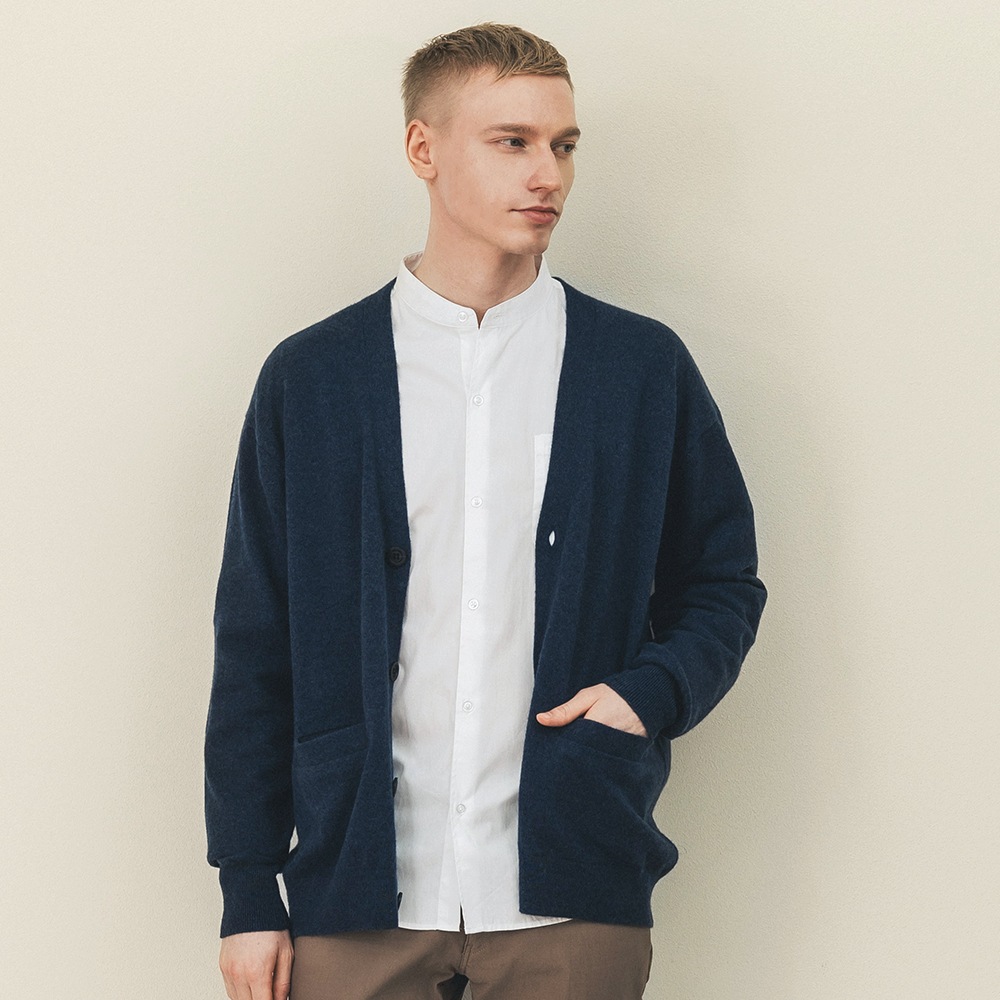 カシミヤ100％ Vネックカーディガン | Item,Knit | FUKAKINET