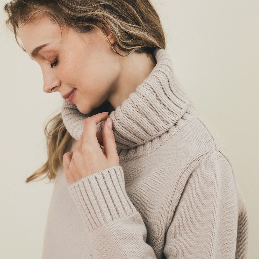 カシミヤ100％ ビッグタートルネック | Item,Knit | FUKAKINET