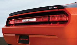 08y－ ダッジ チャレンジャー 純正 リアスポイラー 【未塗装ブラック