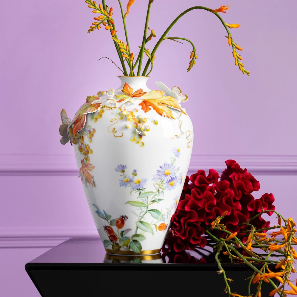 マイセン 花瓶「秋」 82297/25A984 | 世界限定品等 | ドイツの名窯