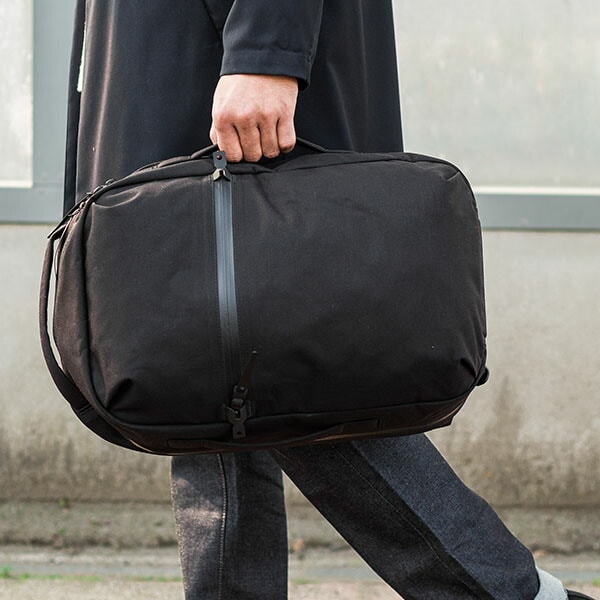 ブラックエンバー BLACK EMBER シャドウ 22L SHADOW 22 リュック 防水