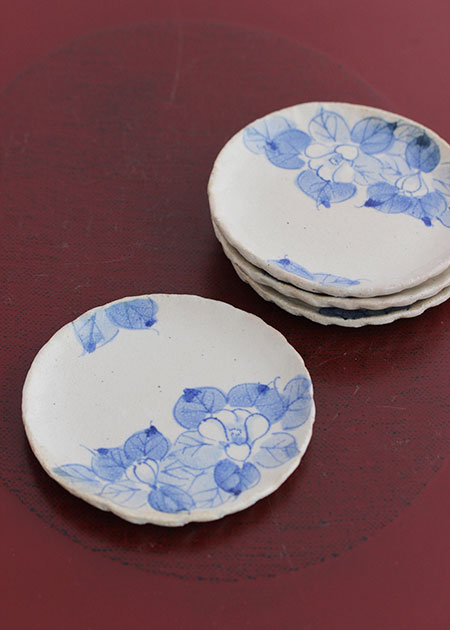 虚空蔵窯 豆皿（藍椿）｜九谷焼のうつわ｜和食器通販 じろや