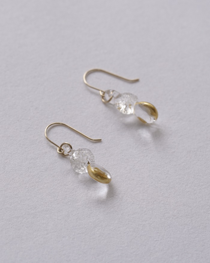 ピアス スパークル K10