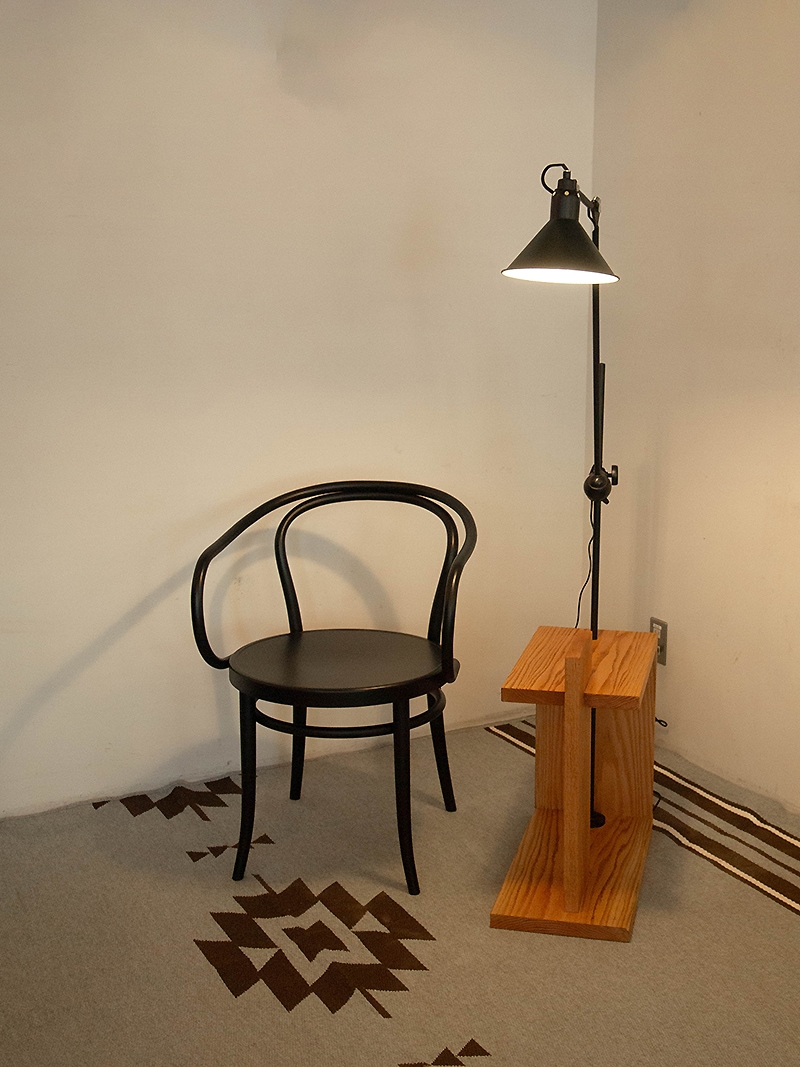 TO-30 BK ベントウッドチェア TON チェア｜イデア