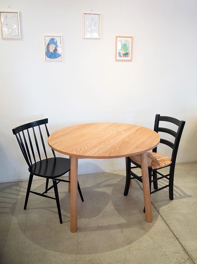 オーク無垢材ラウンドテーブル BetterLife & Vibes オーク無垢材
