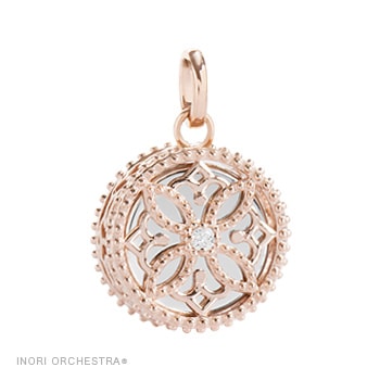 K10ゴールド アッシュイン チャーム 日本製 ［フラワークロス］CJ