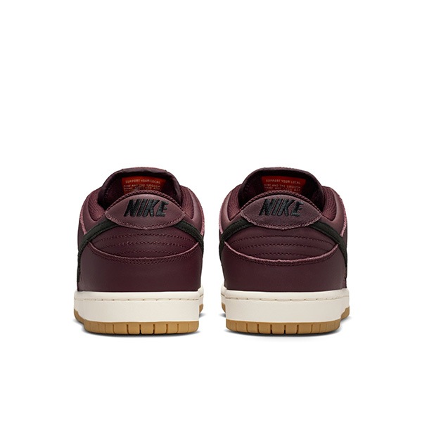 NIKE SB】DUNK LOW PRO ISO “Orange Label” カラー：burgundy crush