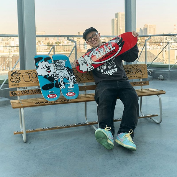 新品 verdy vick minion スケボー デッキ 2枚セット MINIONS & Vickの