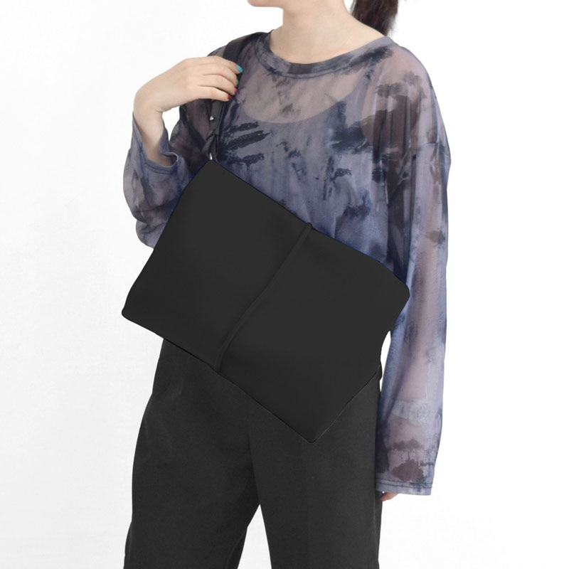 wet】hatomeボディバッグLサイズ | ボディバッグ