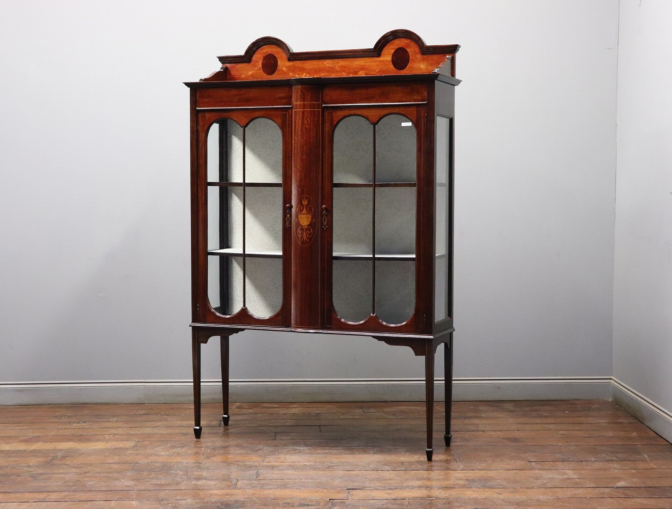 ディスプレイキャビネット | アンティーク家具,キャビネット