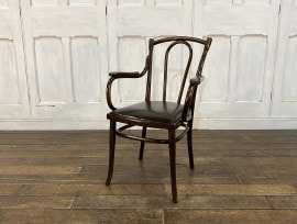 徹底解説】ホイールバックチェアとは | 【世界基準の品質】英国