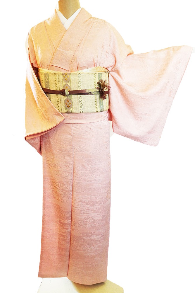 正絹色無地レンタルフルセット｢薄ピンク/雲に亀甲花｣ | レンタル着物