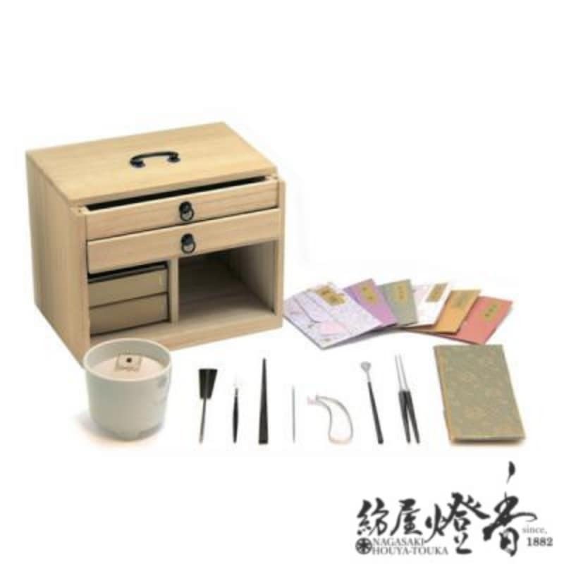 山田松香木店の聞香用具/香木セット『聞香揃え【桐壺(きりつぼ)】桐箱