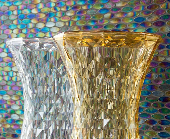 Kartell】 ストーン（STONE）｜独特なカット｜シンプル｜高級感