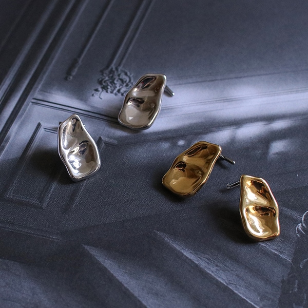 Baqless (バックレス) ピアス アミティクリオ ゴールド/シルバー 絶対