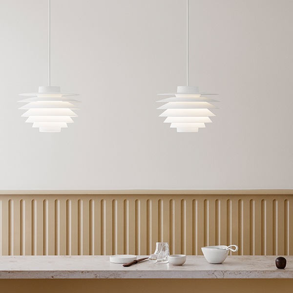 お取り寄せ】LYFA (リーファ) Verona（ヴェローナペンダントランプ