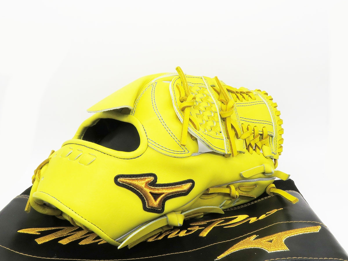 ミズノ ミズノプロ オーダー 投手用 松坂大輔モデル 波賀モデル | 中古