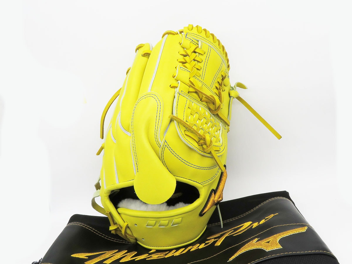 ミズノ ミズノプロ オーダー 投手用 松坂大輔モデル 波賀モデル | 中古