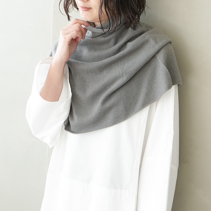 e223g136) / evam eva (エヴァムエヴァ) / cashmere snood (カシミヤ