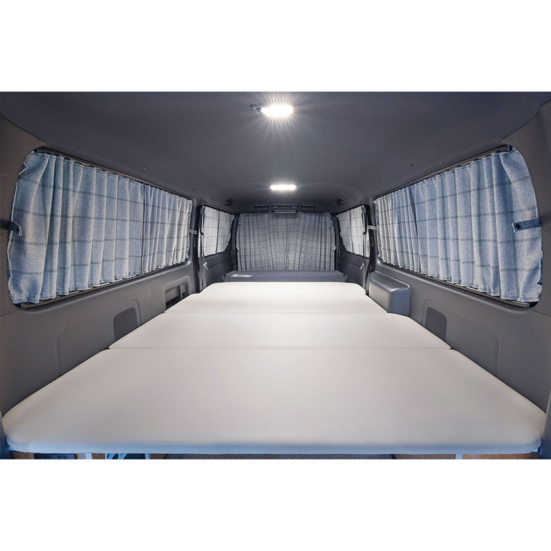 200系ハイエース 車中泊 リア遮光カーテンセット - カーテン | LEGANCE